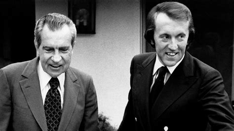 Frost/Nixon : Une rencontre explosive entre deux titans du journalisme et de la politique ! 