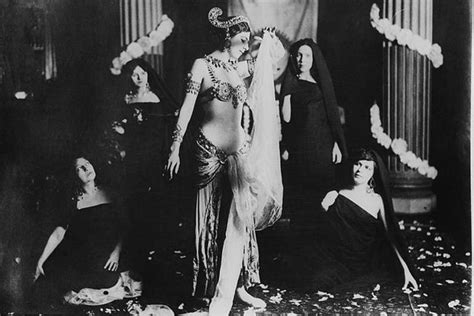 Mata Hari, Une Espionne Intrigante aux Limites du Réel !